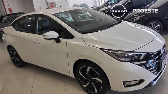 NISSAN VERSA 1.6 16V FLEX EXCLUSIVE XTRONIC NISSAN VERSA 1.6 16V FLEX EXCLUSIVE XTRONIC